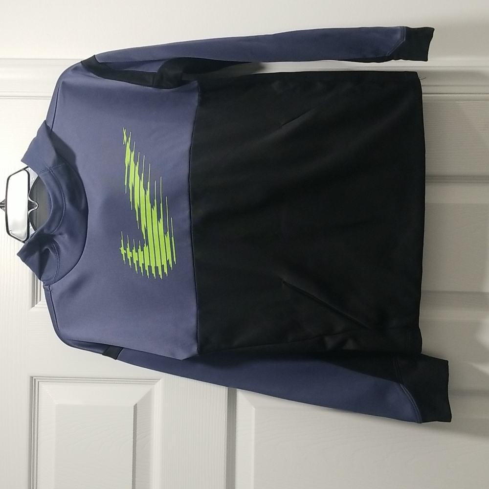 Nike Dri-Fit boys sweatshirt